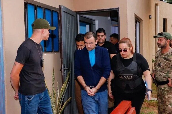 Fiscalía imputa a coronel que intentó entregar celular a Tío Rico