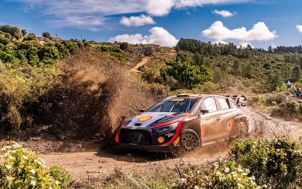 WRC: Neuville lidera el Rally de Cerdeña - ABC Motor 360 - ABC Color