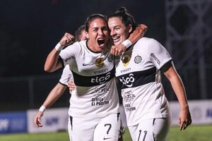 Olimpia, primer finalista en Fútbol Femenino - Olimpia - ABC Color
