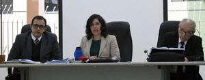 Injerencia política, busca salvar a ujier procesada por cédulas voladoras - El Independiente
