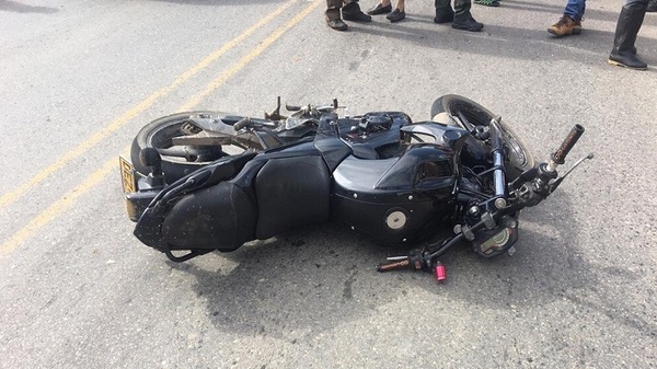 Excesiva velocidad se cobra la vida de motociclistas - Noticias Paraguay