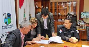 La Nación / Hernandarias: intendente pagó a bomberos G. 130 millones y se reactivó el servicio