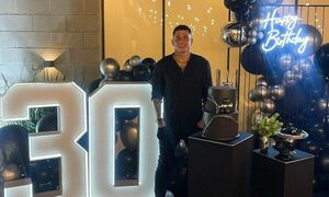 El cumple íntimo del pelotero Juan Manuel Iturbe