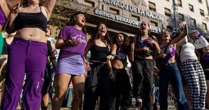 La Nación / “Ni una menos” cumple 8 años en Argentina marcada por nuevo feminicidio
