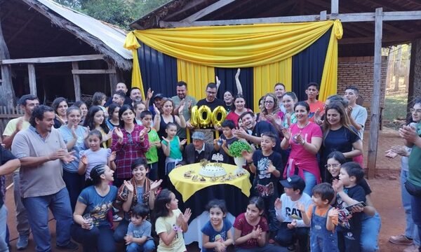 Pionero de Mallorquín celebra un siglo de vida