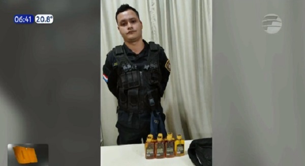Detienen a policía por intento de meter botellas de caña al Buen Pastor