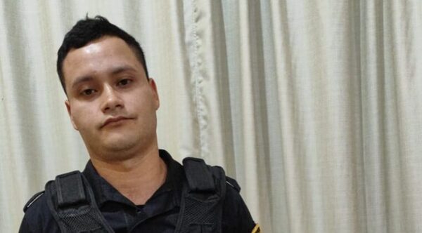 Policía es detenido intentando introducir petacas al penal del Buen Pastor