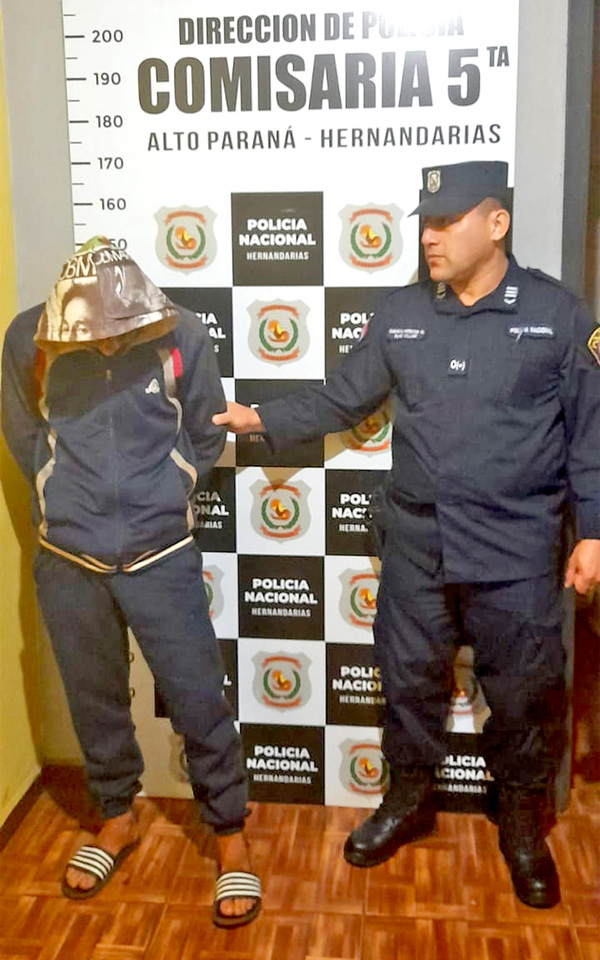 Atropelló a un “zorro” con su moto para evitar ser verificado - La Clave
