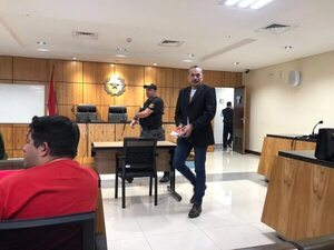 Mbururú alega fueros y pide suspender juicio por sexta vez - ABC en el Este - ABC Color