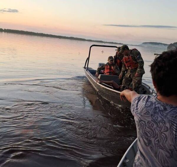 DOS HERMANAS MENORES DE EDAD MUEREN AHOGADAS EN PUERTO VALLEMÍ EN CIRCUNSTANCIAS AÚN NO ACLARADAS - La Voz del Norte