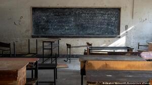 Más de 80 niñas envenenadas en dos escuelas de Afganistán