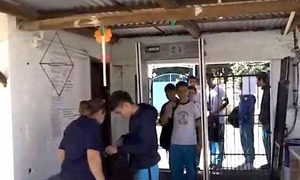Instalan detector de metales en colegio de Limpio - OviedoPress