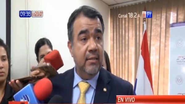 Hacienda no tiene las “arcas vacías”, dice Llamosas - Noticias Paraguay