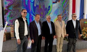 Lactolanda inaugura nueva planta de leche en polvo