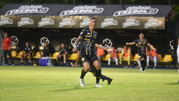 El club paraguayo que le abre las puertas a Lucas Barrios