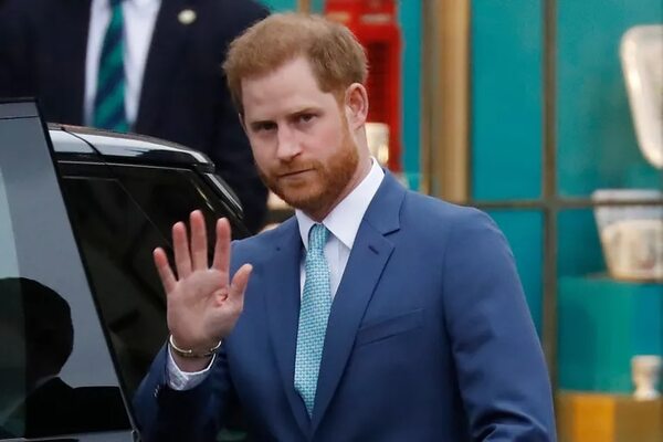 El príncipe Harry declarará mañana ante un tribunal en contra del editor de un diario británico - Gente - ABC Color