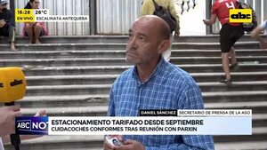 Video: Estacionamiento tarifado: Cuidacoches conformes tras reunión con Parxin - ABC Noticias - ABC Color