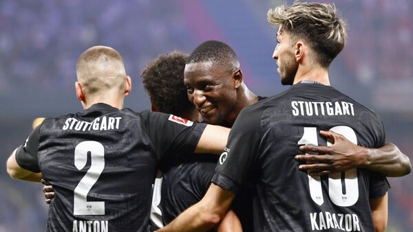 Stuttgart firma la permanencia ante Hamburgo