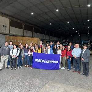 Estudiantes de UNIDA visitan Puerto Seguro para un aprendizaje práctico de varias materias - La Clave