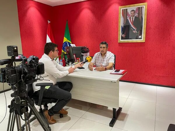 Quieren volver “a la dictadura”, afirma Gerardo Soria tras sumario de ANR - Política - ABC Color