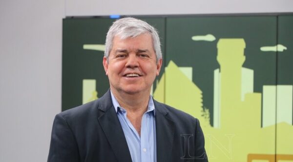 Peña anuncia a Enrique Riera como ministro del Interior