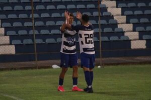 División Intermedia: El “Gallo” reposa en la cima de la tabla - Fútbol de Ascenso de Paraguay - ABC Color