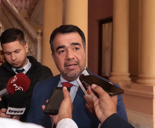Gastos del Estado se manejan con prudencia y con topes de ejecución, señala ministro