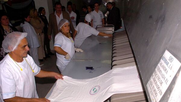 Denuncian que empresas de maletín están detrás de tercerización en IPS