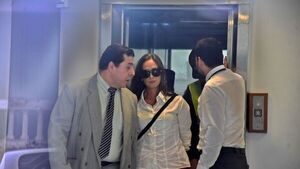 Esposa de militar que hizo “favor” a Tío Rico se presenta e iría a prisión