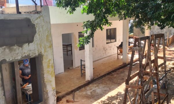 Otra tragada de Prieto priva a niños de tener red de agua potable en escuela