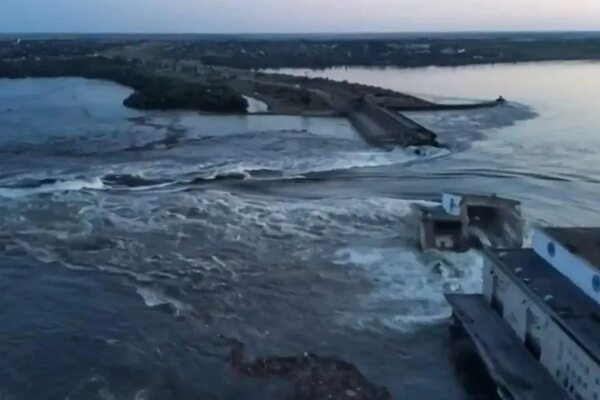 Rusia niega estar detrás de explosión en Kajovka y acusa a Ucrania de “sabotaje deliberado” - Mundo - ABC Color