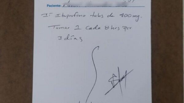 Doctores deben poner el nombre genérico de los medicamentos en las recetas