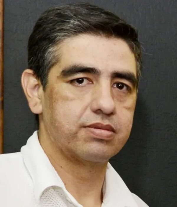Juicio por criticar a Cartes en la ANR: cartista pide a Soria “dejar de llorar como mujercita de 16 años despechada” - Política - ABC Color