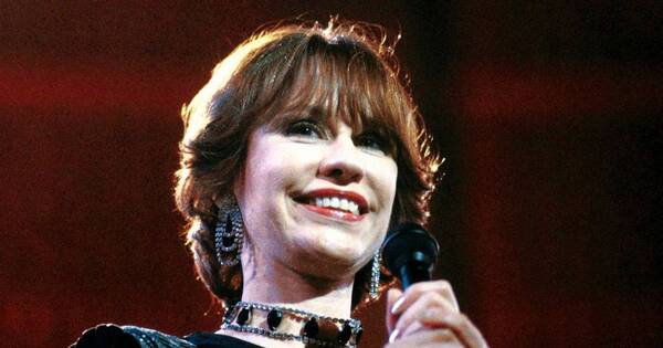 La Nación / Falleció Astrud Gilberto, la reina de la bossa nova