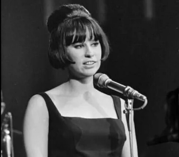 Fallece la cantante brasileña Astrud Gilberto a los 83 años