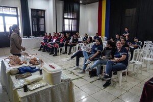 CAPACITAN A PERSONAL DE SALUD SOBRE PARTO EXTRAHOSPITALARIO