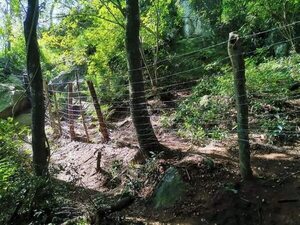 Acahay: cercan con alambre Cerro Verá y no admiten ingreso de turistas - Nacionales - ABC Color
