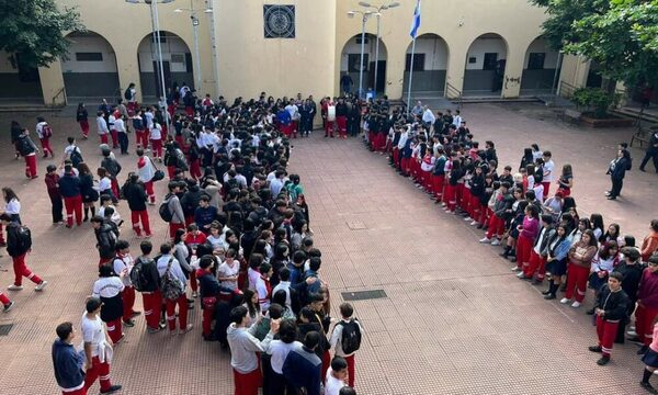 En elección de centro de estudiantes, amenazan con bomba al CNC