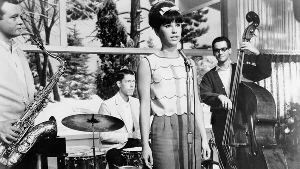 Muere la cantante brasileña Astrud Gilberto, a los 83 años - trece