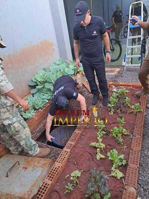 Imputan a detenido que ocultaba más de 170 kilos de drogas en una huerta - Radio Imperio