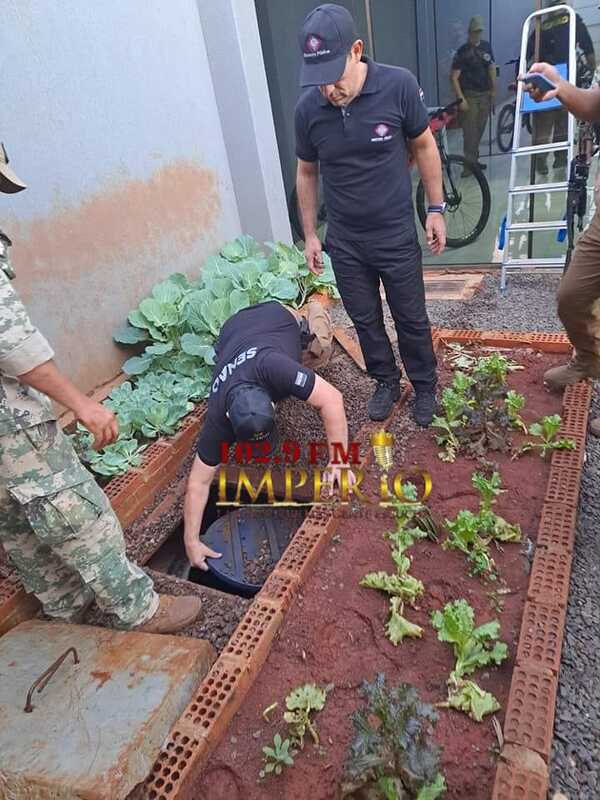 Imputan a detenido que ocultaba más de 170 kilos de drogas en una huerta - Radio Imperio