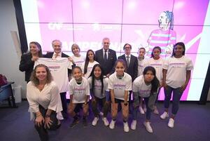Campeonas: CAF y Conmebol destinarán unos USD 250.000 para apoyar a futbolistas paraguayas - MarketData