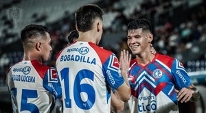 Cerro, obligado a lograr un triunfo, visita hoy a Bolívar - Unicanal