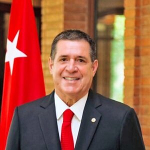 «Presidente Kachiãi» de la ANR, dicen de Cartes