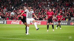 Versus / Libertad pierde sin merecerlo ante Paranaense y se jugará la vida en la última fecha en Asunción