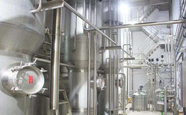 Compromiso de afianzamiento - La Holanda, inauguración de fábrica de leche en polvo - ABC Color