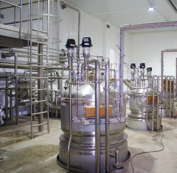 Pioneros y líderes en exportación de leche en polvo      - La Holanda, inauguración de fábrica de leche en polvo - ABC Color
