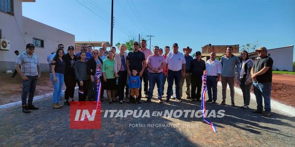 CARLOS A. LÓPEZ: INAUGURAN UN TRAMO EMPEDRADO DE 476 METROS EN KRESSBURGO II - Itapúa Noticias