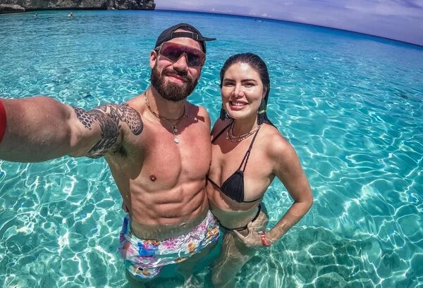 Alba Riquelme y Renato Prono disfrutan de unas vacaciones de ensueño en Curazao - Gente - ABC Color