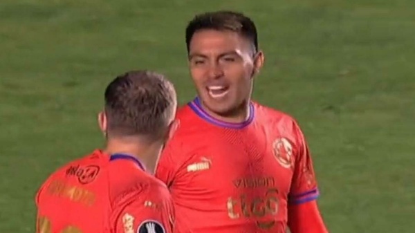 [VIDEO] Cerro: Todos quieren saber qué le dijo "Pika" Lucena a uno de sus compañeros
